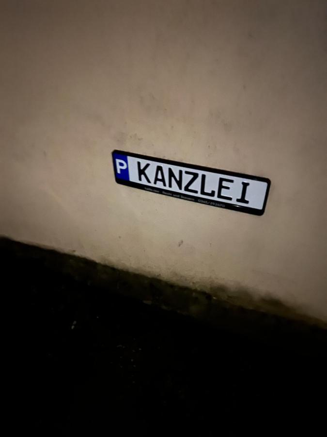 Wohnung Im Universitaetsring Halle  Εξωτερικό φωτογραφία